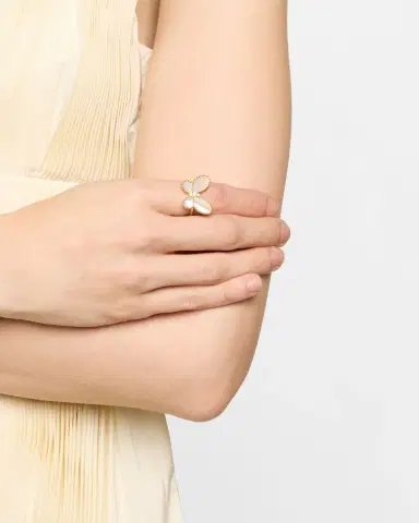 Roberto Coin 18K Yellow Gold Jasmine Diamond and MOP Butterfly Ring | Thumbnail 2