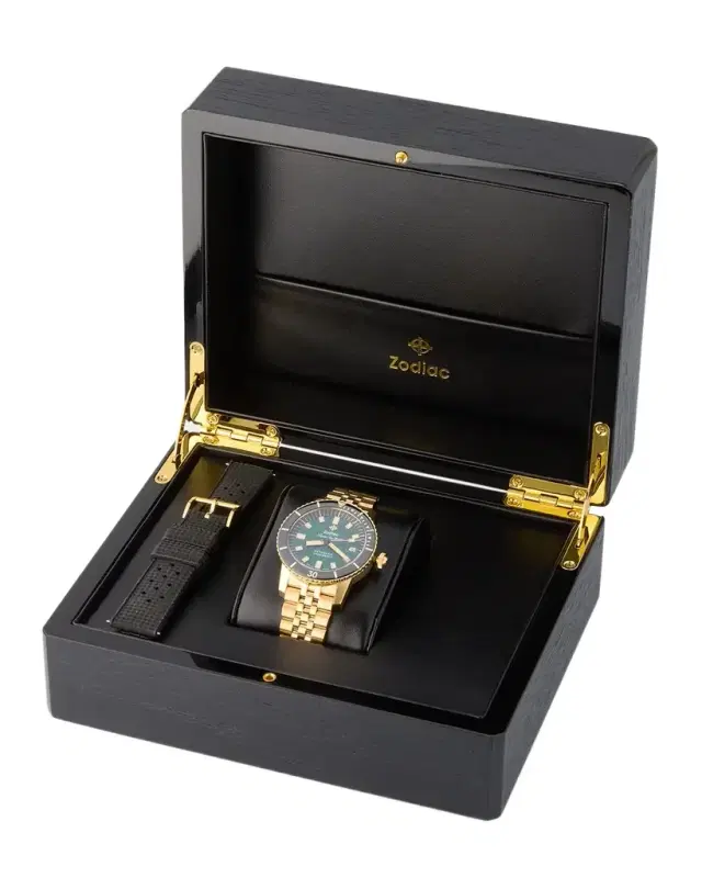 Limited Edition Compression Diver Automatic 18K Gold-Plated Bracelet Watch Gift Set, 40mm