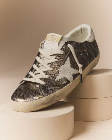 Golden Goose Super-Star Metallic Embossed Low-Top Sneakers | Thumbnail 5 Golden Goose Super-Star Metallic Embossed Low-Top Sneakers | Thumbnail 5
