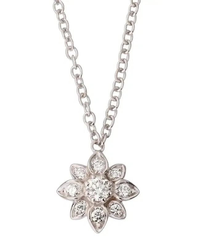 18K White Gold Diamond Flower Pendant Necklace