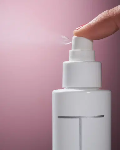 Trish McEvoy Limited Edition Instant Solutions Calming Collection | Thumbnail 7 Trish McEvoy Limited Edition Instant Solutions Calming Collection | Thumbnail 7