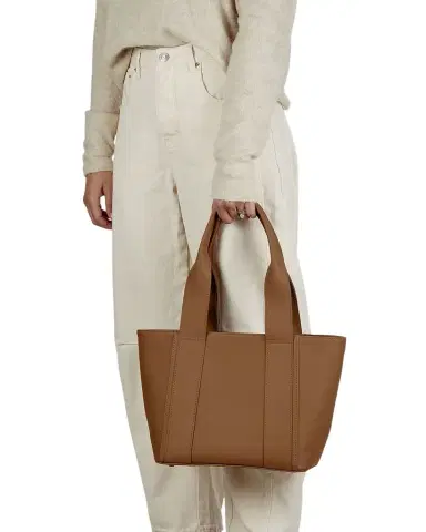Gigi New York Bailey Tote | Thumbnail 1