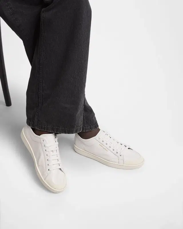 Gym Leather Low-Top Sneakers