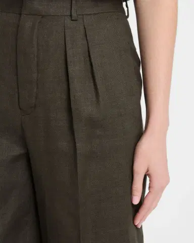 Loro Piana Digby Pleated Structured Linen Wool Bermuda Shorts | Thumbnail 5