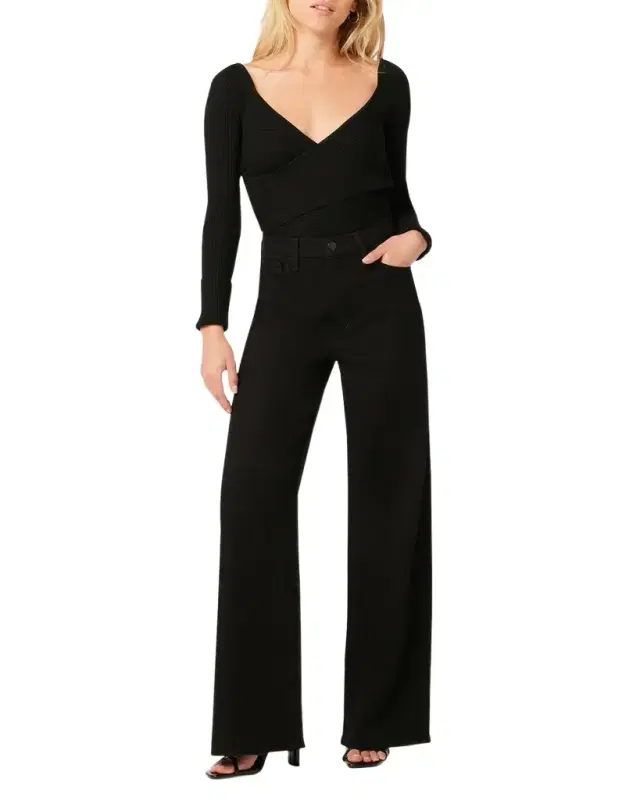 The Mia Petite Wide-Leg Jeans