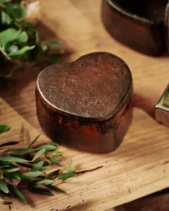Amor Cast Iron Heart Box