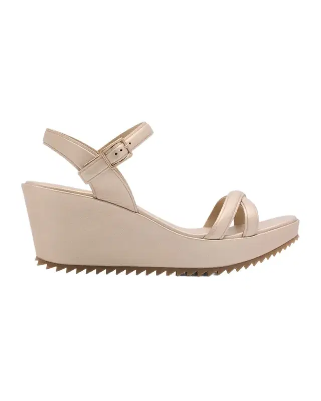 Finoa Metallic Leather Low Wedge Sandals