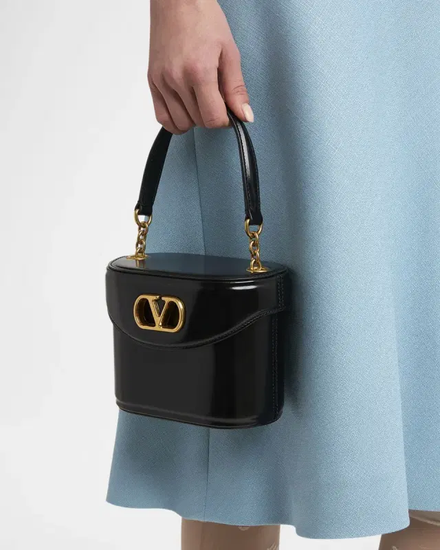 Vain Vanity Bucket Leather Crossbody Bag