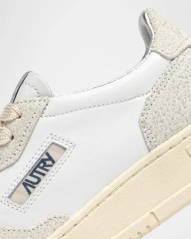 AUTRY Medalist Mixed Leather Low-Top Sneakers | Thumbnail 3 AUTRY Medalist Mixed Leather Low-Top Sneakers | Thumbnail 3