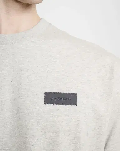 Givenchy Men's Embroidered Logo Patch Crewneck T-Shirt | Thumbnail 4 Givenchy Men's Embroidered Logo Patch Crewneck T-Shirt | Thumbnail 4