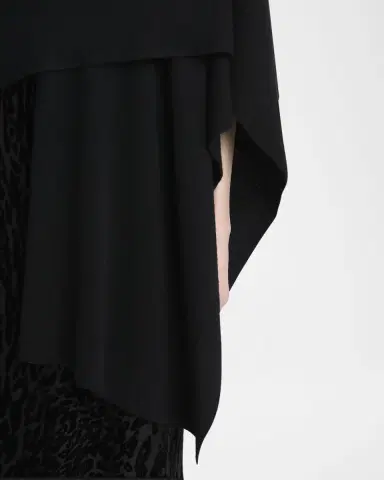 Tom Ford Fine Cashmere Poncho | Thumbnail 5