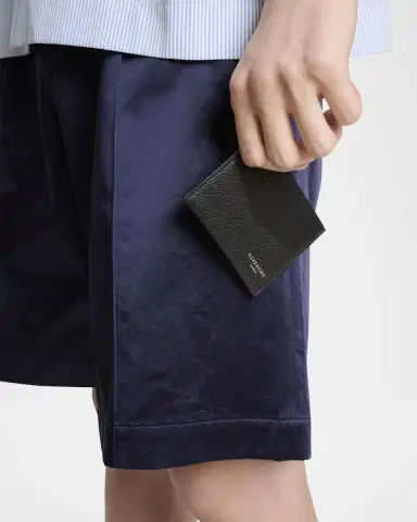 Givenchy Men's Leather V-Cut Card Holder | Thumbnail 2