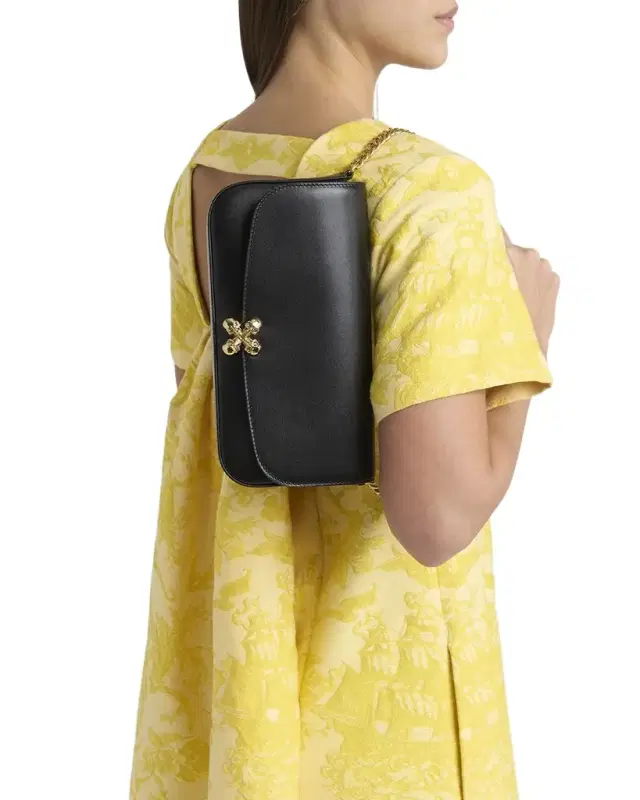 Skull Flower Leather Shoulder Bag Skull Flower Leather Shoulder Bag