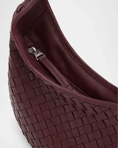 Bottega Veneta Leather Shoulder Bag | Thumbnail 18