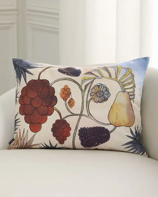 Christian Lacroix Otro Mundo Pillow, 18" x 24"