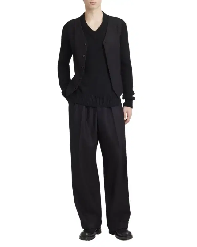 Men 's V-Neck Knit Cardigan with Vest