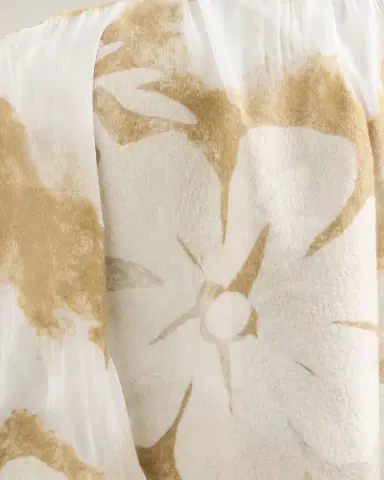 Sand River Tibetan Cashmere and Silk Felted Blanket | Thumbnail 2