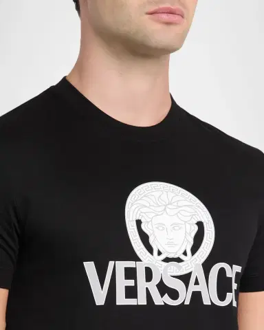 Versace Men's Medusa Logo T-Shirt | Thumbnail 4 Versace Men's Medusa Logo T-Shirt | Thumbnail 4