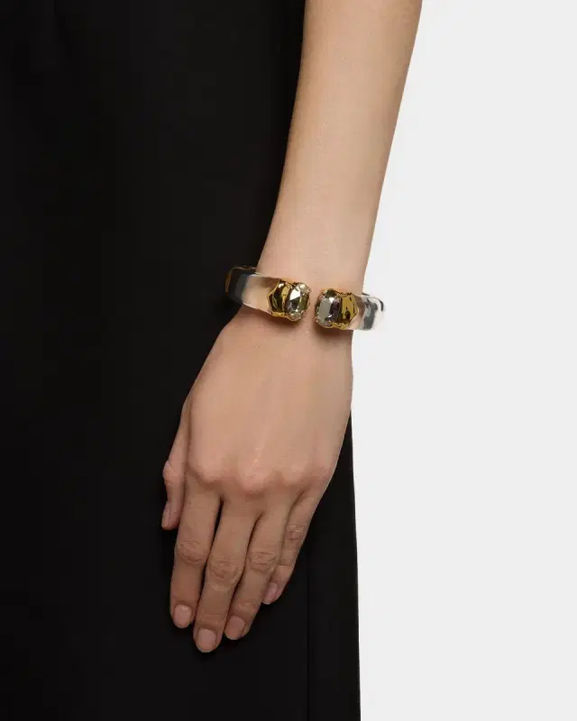 Bonbon Crystal Lucite Hinge Bracelet, Clear