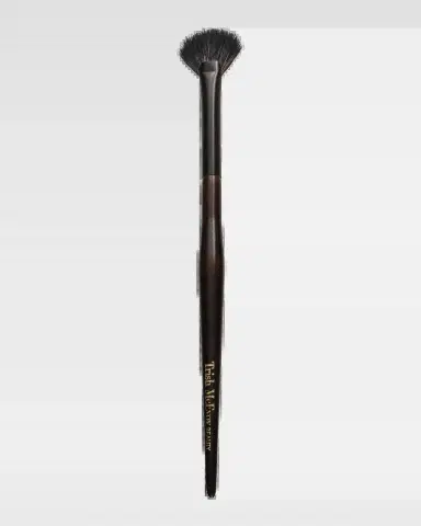 Trish McEvoy Mini Fan Brush | Thumbnail 2 Trish McEvoy Mini Fan Brush | Thumbnail 2