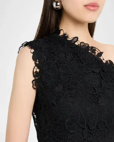 MONIQUE LHUILLIER Asymmetric Guipure Lace One-Shoulder Fown | Thumbnail 4 MONIQUE LHUILLIER Asymmetric Guipure Lace One-Shoulder Fown | Thumbnail 4
