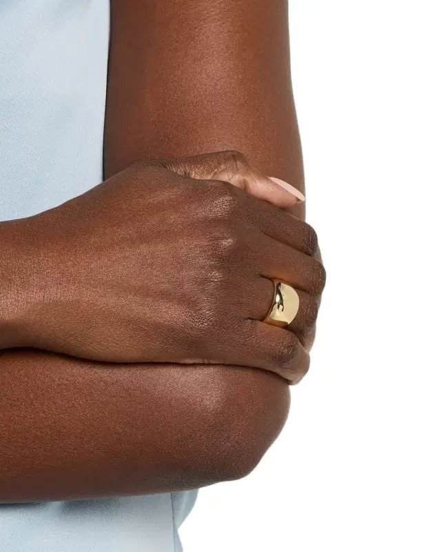 Curved Bubble Hollow Ring