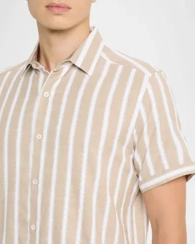 Robert Graham Men's Preston Stripe Short-Sleeve Shirt | Thumbnail 4 Robert Graham Men's Preston Stripe Short-Sleeve Shirt | Thumbnail 4