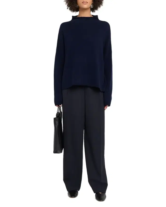 Lisa Yang Sandy Cashmere Roll-Neck Oversized Sweater