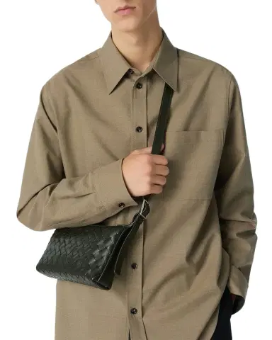 Bottega Veneta Men's Traveler Leather Phone Pouch | Thumbnail 1