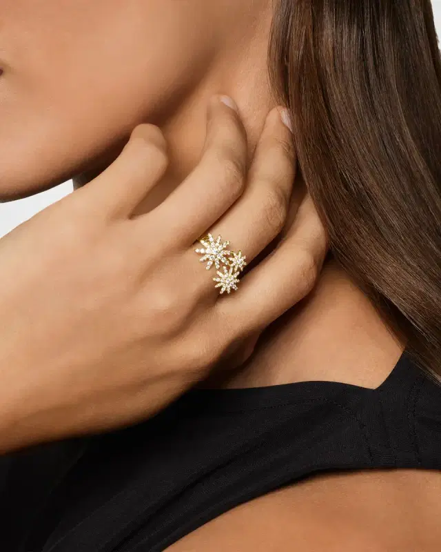 Starburst Multi Star Ring with Diamonds in 18K Gold, 17.7mm