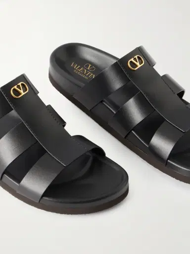 Valentino Garavani Studshield Logo-Embellished Leather Sandals - Men | Thumbnail 4 Valentino Garavani Studshield Logo-Embellished Leather Sandals - Men | Thumbnail 4