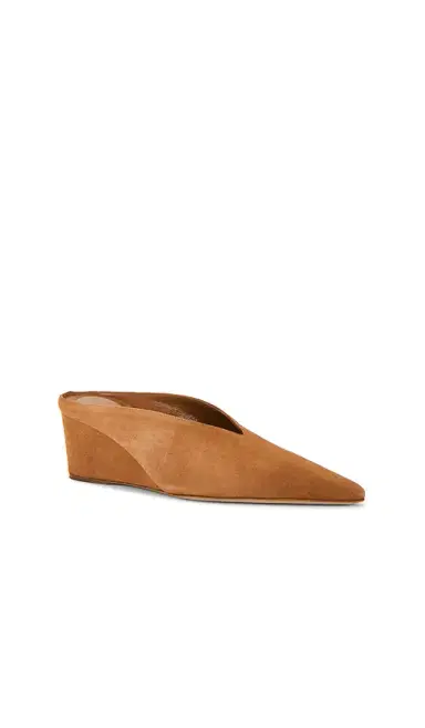Lucasheva Marta Mule | Thumbnail 2