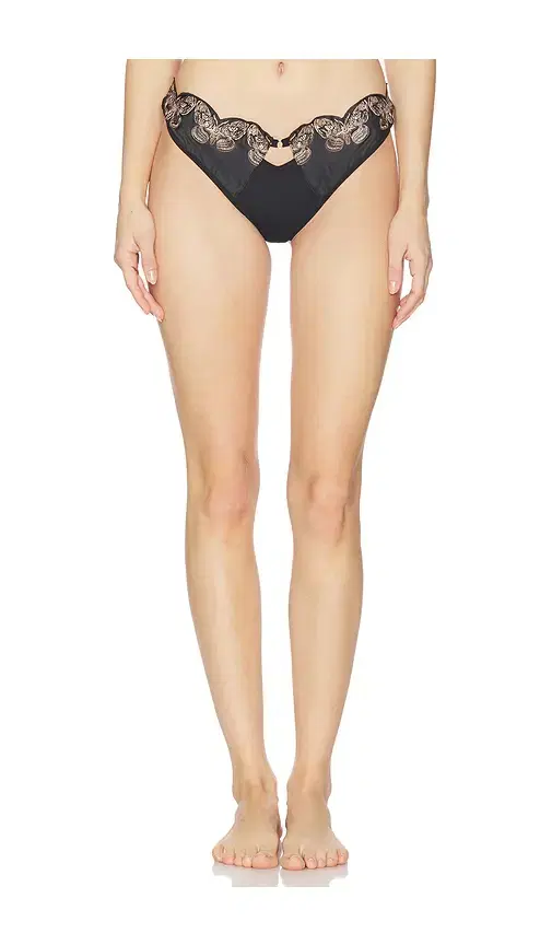 Luna Thong