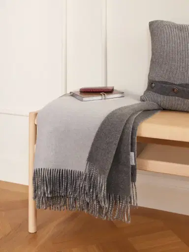 Brunello Cucinelli Fringed Cashmere Blanket | Thumbnail 2