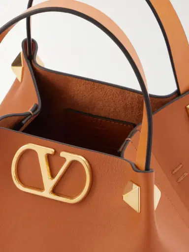 Valentino Garavani Vlogo Embellished Leather Shoulder Bag | Thumbnail 6 Valentino Garavani Vlogo Embellished Leather Shoulder Bag | Thumbnail 6