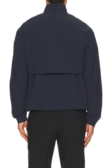 ON Courtside 1/2 Zip Eaze Sweatshirt | Thumbnail 4