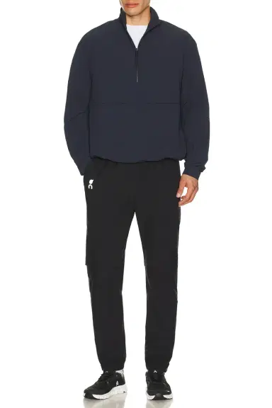 ON Courtside 1/2 Zip Eaze Sweatshirt | Thumbnail 5