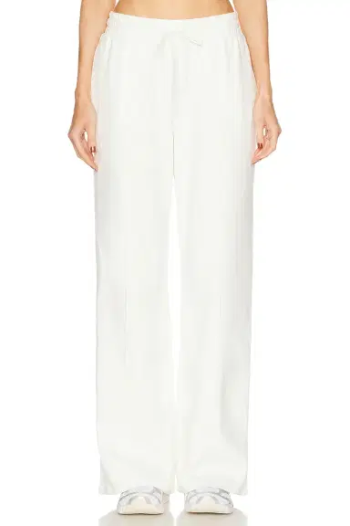 Beyond Yoga Luxefleece Pintuck Wide Leg Pant | Thumbnail 1 Beyond Yoga Luxefleece Pintuck Wide Leg Pant | Thumbnail 1