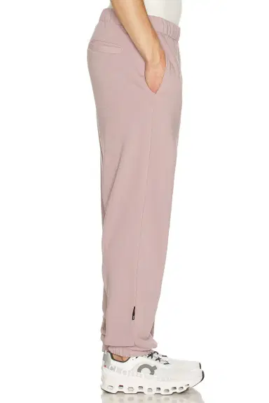 ON Club Pants | Thumbnail 4
