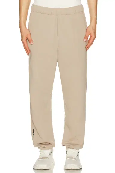 ON Club Pants | Thumbnail 3