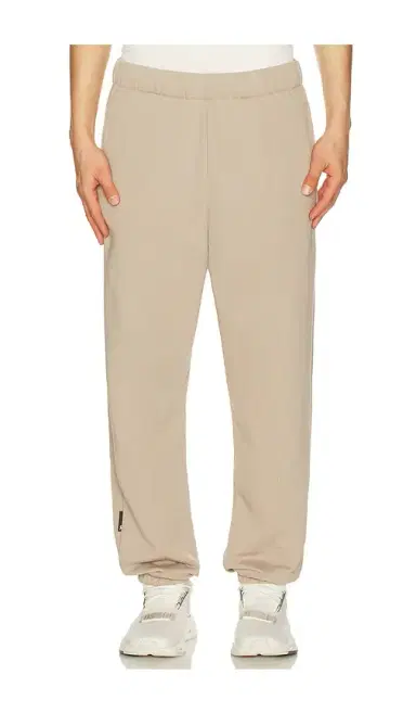 ON Club Pants | Thumbnail 1