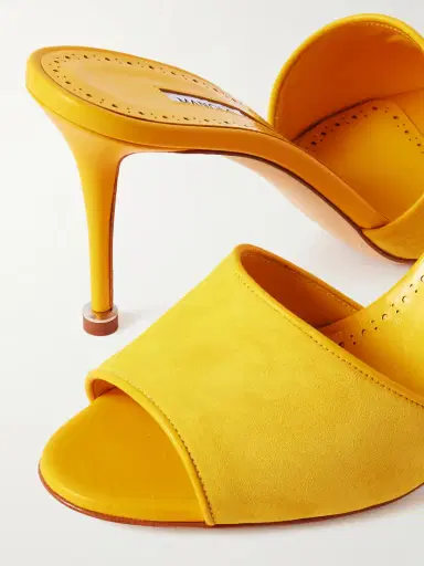 Manolo Blahnik Larache 90 Suede Mules | Thumbnail 4 Manolo Blahnik Larache 90 Suede Mules | Thumbnail 4
