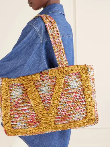 Valentino Garavani Viva Superstar Crocheted Raffia Tote | Thumbnail 2 Valentino Garavani Viva Superstar Crocheted Raffia Tote | Thumbnail 2
