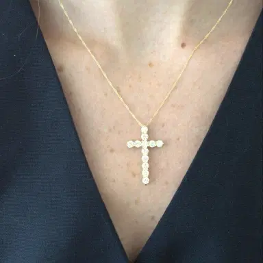 Wish Fine Jewelry 1.75ct Diamond 18K Gold Cross Pendant Chain Necklace | Thumbnail 2