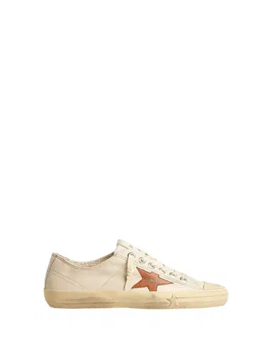 Golden Goose V-Star Leather Low-Top Sneakers | Thumbnail 1 Golden Goose V-Star Leather Low-Top Sneakers | Thumbnail 1