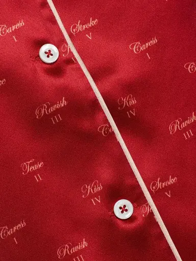Kiki de Montparnasse Women's Kiss-Printed Silk Pajama Top | Thumbnail 6