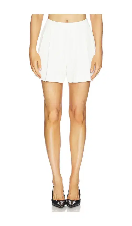 L'AGENCE Naamah Pleated Short