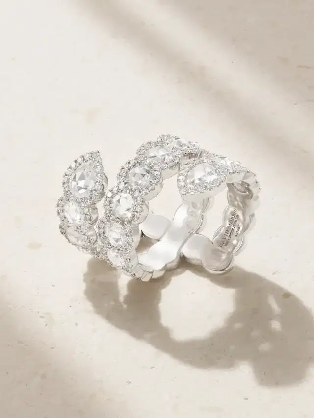 18-karat White Gold Diamond Ring
