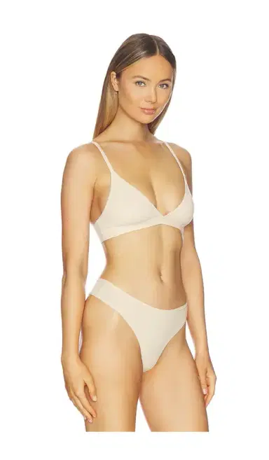 Skims Fits Everybody Triangle Bralette | Thumbnail 2