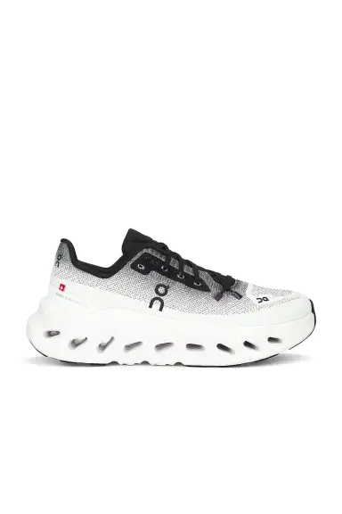 On Cloudtilt Sneaker | Thumbnail 1 On Cloudtilt Sneaker | Thumbnail 1